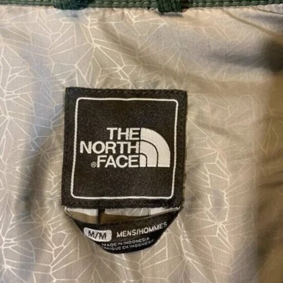 The North Face Men's Green and Grey Puffer Jacket - Picture 8 of 8